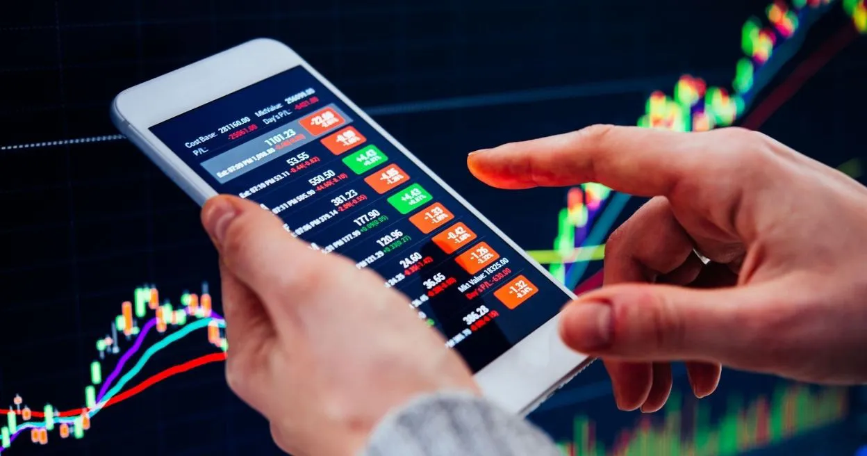 IHSG Terjun Bebas, 2 Saham Melejit Mentok ARA! Ini Daftar Top Cuan & Top Losers Hari Ini