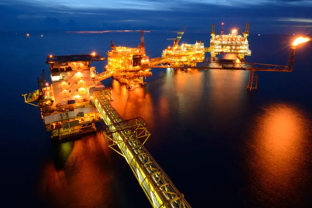 Minyak Dunia 29/12 Menguat di Tengah Stimulus China