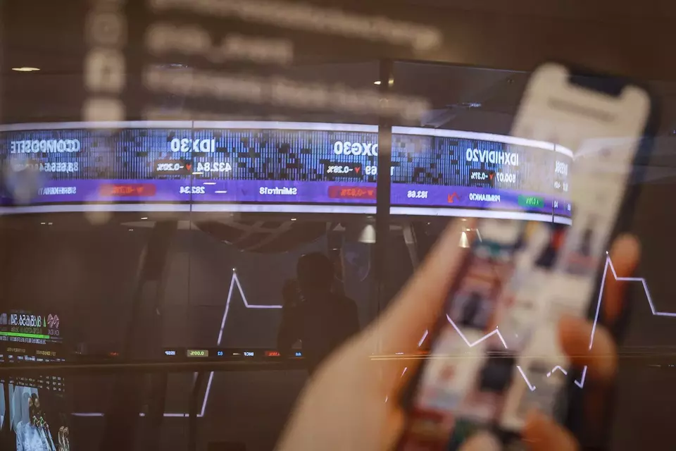 2 Saham UMA BEI, BSIM Anjlok, SOFA Masih Kuat